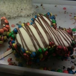 Cheapest 🔔 Disney Goofy 🍬 Candy Co - Create Your Own Rice Crispy Treat 😉